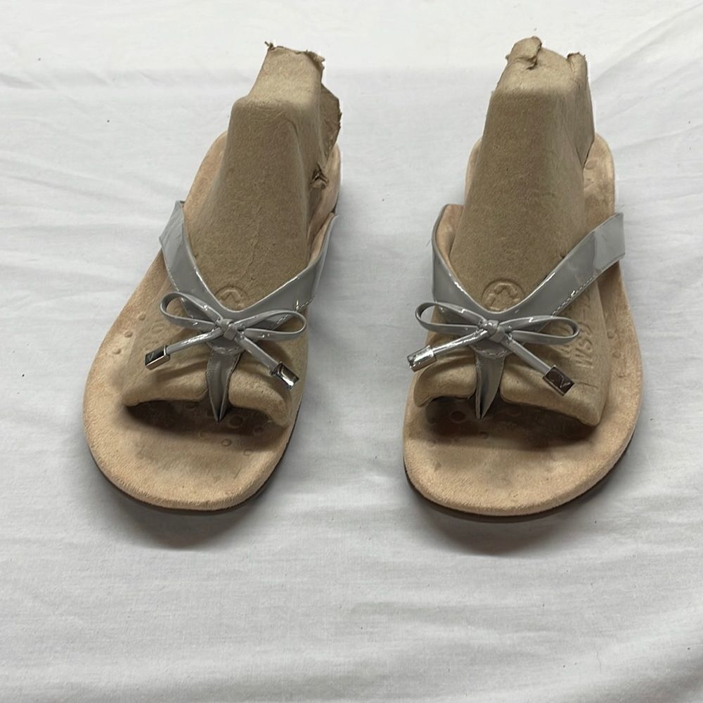Vionic Bella Toe Thongs Sandals Flip Flops Size 9